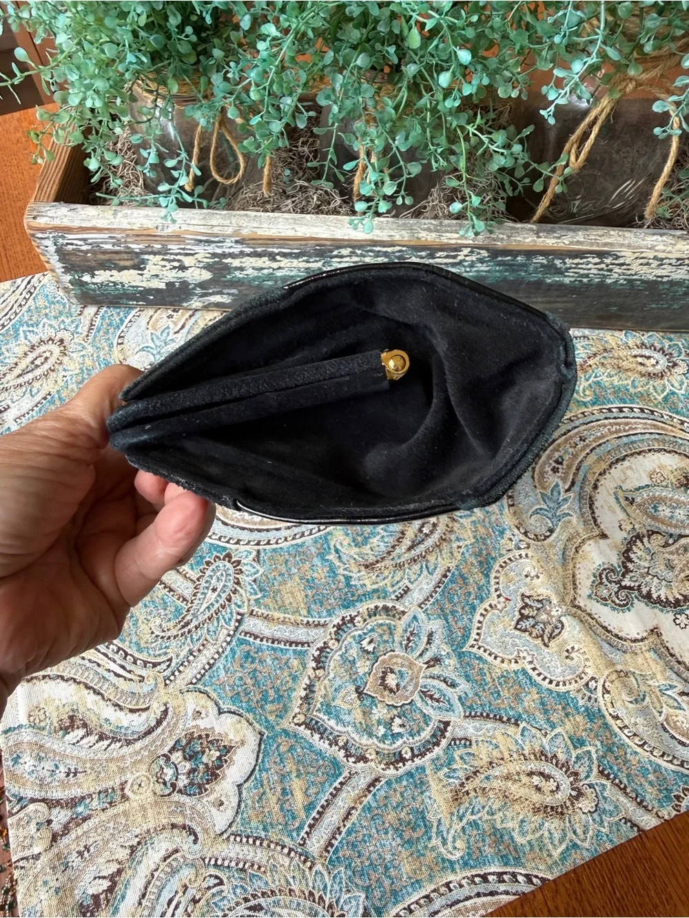 N/A striking vintage